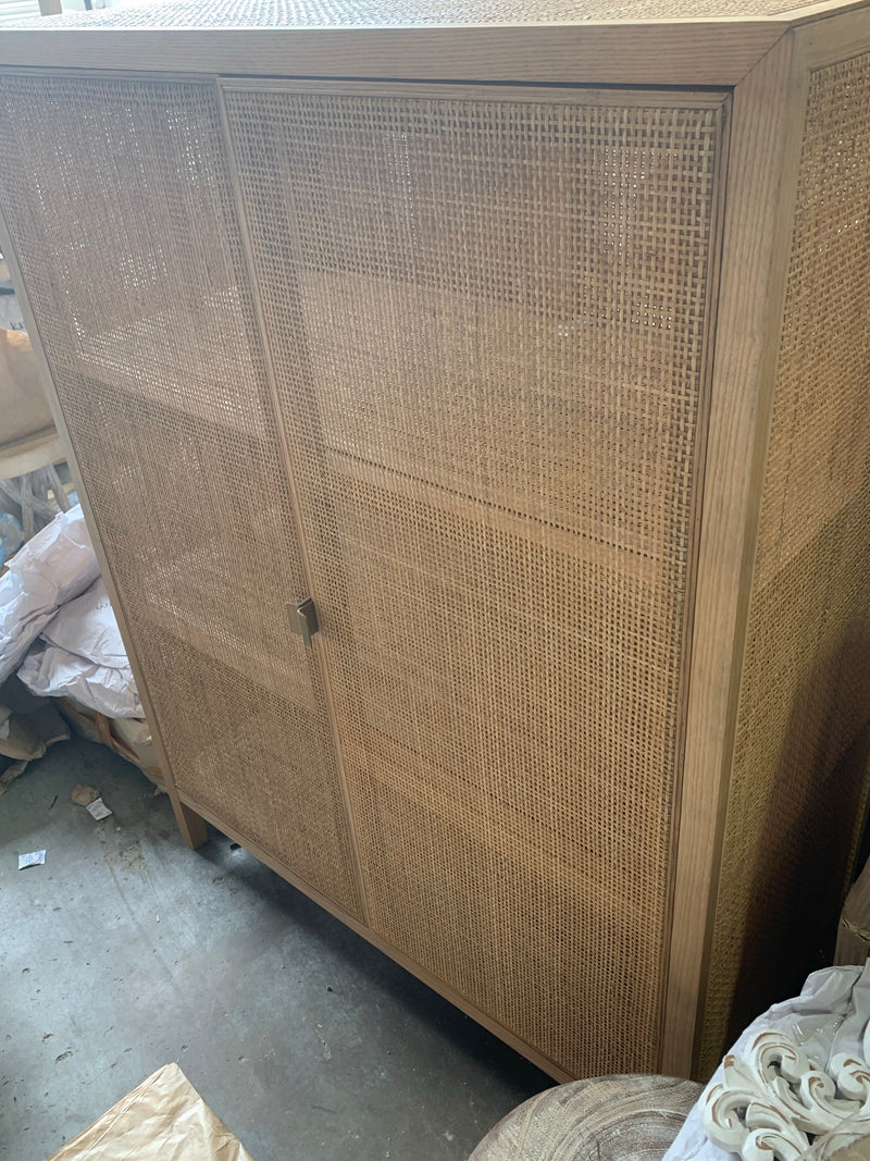 Rattan 2 door cabinet / cupboard