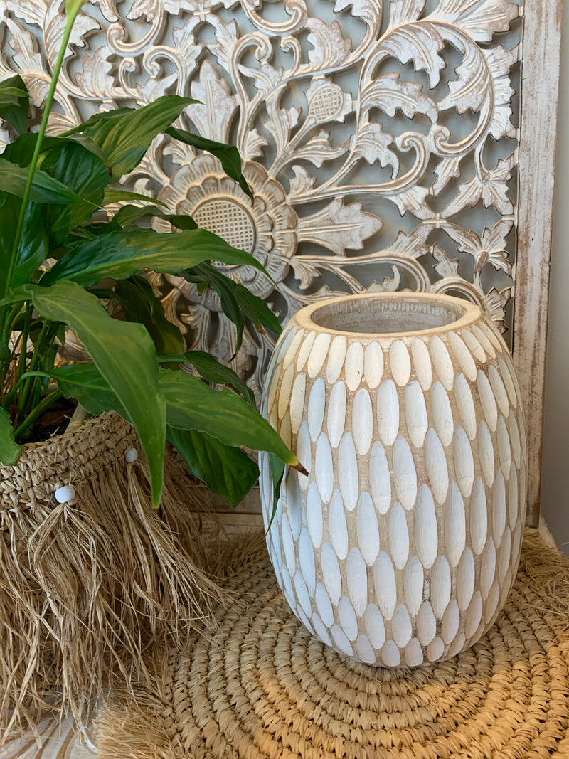 26cm timber vase