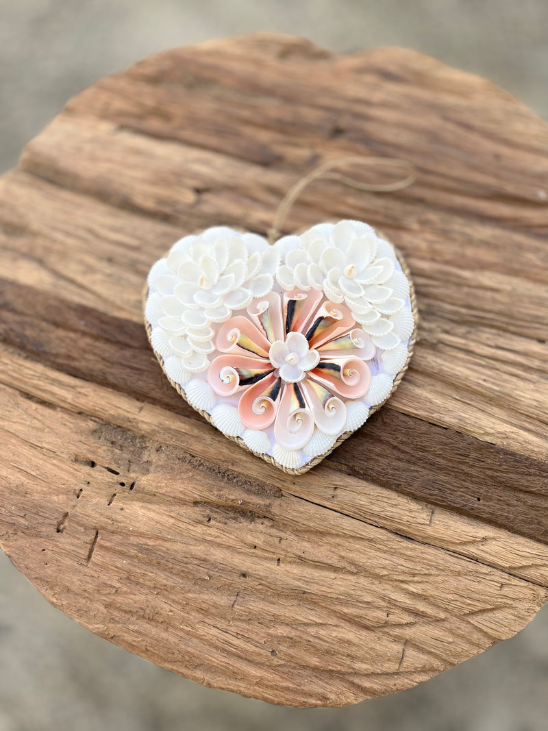 Shell heart with pink shells 11cm S
