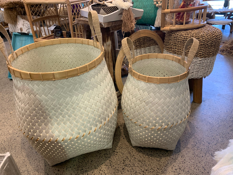 Set 2 White basket large and medium with natural detail.  Usually $195